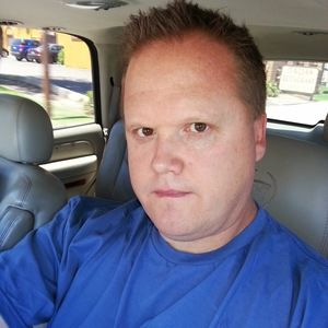 Meet your Posher, Troy